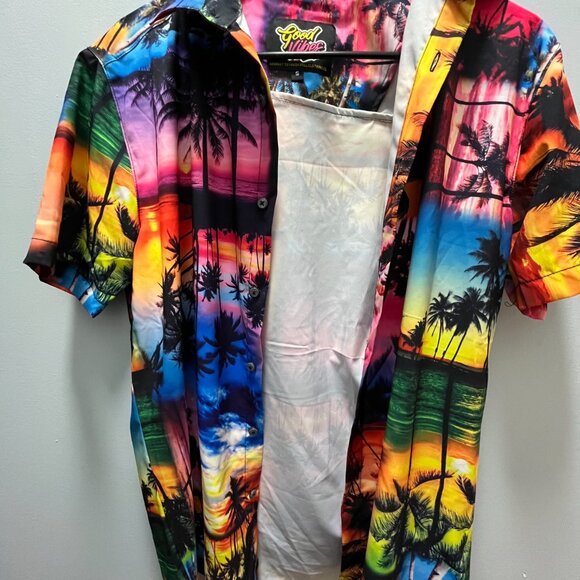 Womens Hawaiian Button Down - Picture 2 of 4